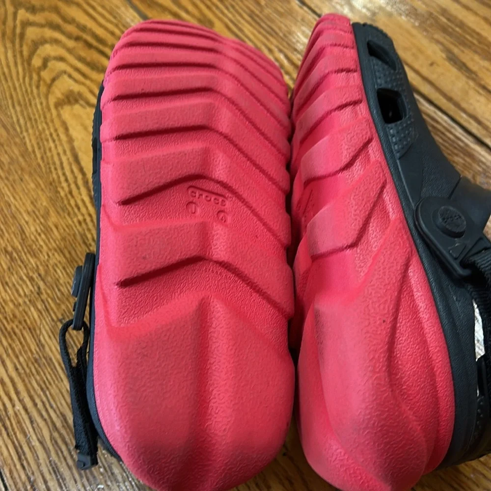CROCS duet max